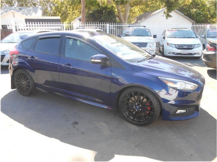 Thumbnail Photo undefined for 2016 Ford Focus